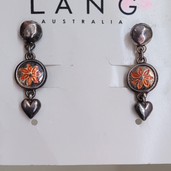 EARRINGS - Picture 1 of 1